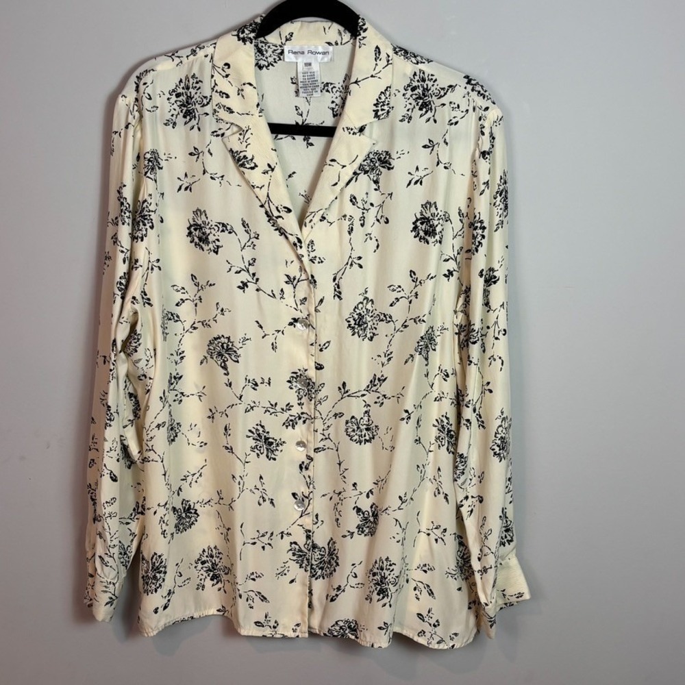 Rena Rowan Womens Beige Floral 100% Silk Long Sleeve Button up Top 18W Classic